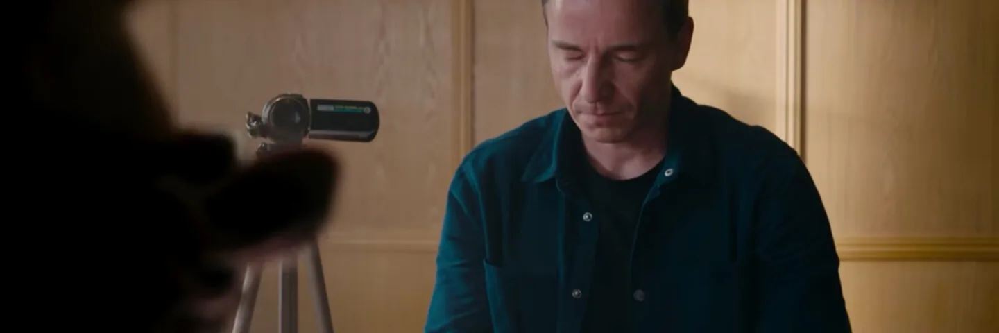 Кадр из 6 серии 1 сезона